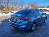 Hyundai Solaris 2018 года за 4 900 000 тг. в Уральск – фото 3