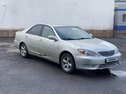 Toyota Camry 2002 года за 3 750 000 тг. в Караганда – фото 3