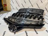 Решетки радиатора Toyota за 25 000 тг. в Алматы