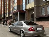 Mercedes-Benz E 320 2005 годаүшін4 500 000 тг. в Актобе – фото 5