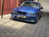 BMW 328 1995 годаүшін2 400 000 тг. в Караганда