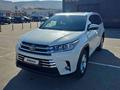 Toyota Highlander 2018 года за 14 700 000 тг. в Алматы