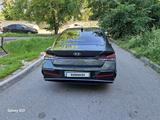 Hyundai Elantra 2023 года за 6 700 000 тг. в Алматы – фото 4