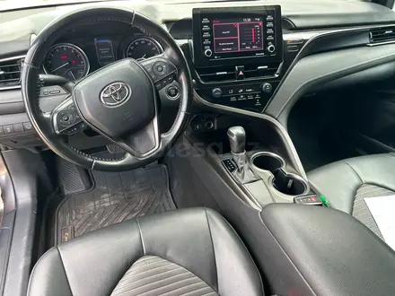 Toyota Camry 2021 года за 10 882 250 тг. в Алматы – фото 8