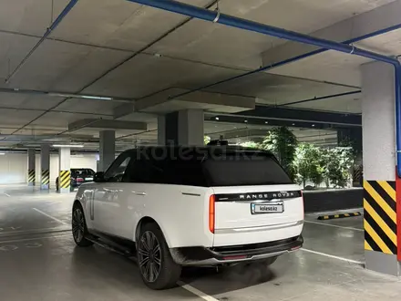 Land Rover Range Rover 2024 года за 100 000 000 тг. в Астана – фото 9