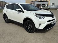 Toyota RAV4 2017 годаүшін12 000 000 тг. в Актобе