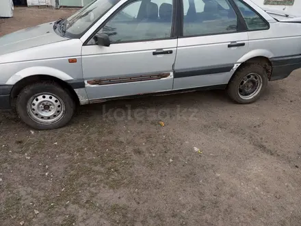 Volkswagen Passat 1991 года за 500 000 тг. в Аулиеколь – фото 2