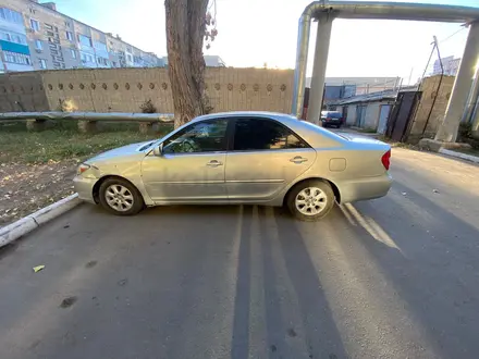 Toyota Camry 2002 года за 2 000 000 тг. в Уральск – фото 5