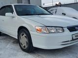 Toyota Camry 2001 года за 3 400 000 тг. в Алматы – фото 2