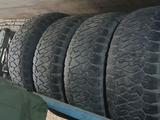 Шины а/т 4 штуки 5 балон лысы на запаску за 80 000 тг. в Семей – фото 2
