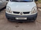 Renault Kangoo 2004 годаүшін3 240 000 тг. в Алматы
