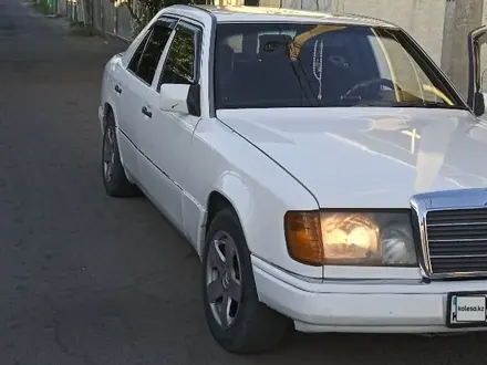 Mercedes-Benz E 230 1990 года за 1 450 000 тг. в Алматы – фото 7