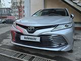 Toyota Camry 2018 годаfor13 999 990 тг. в Алматы