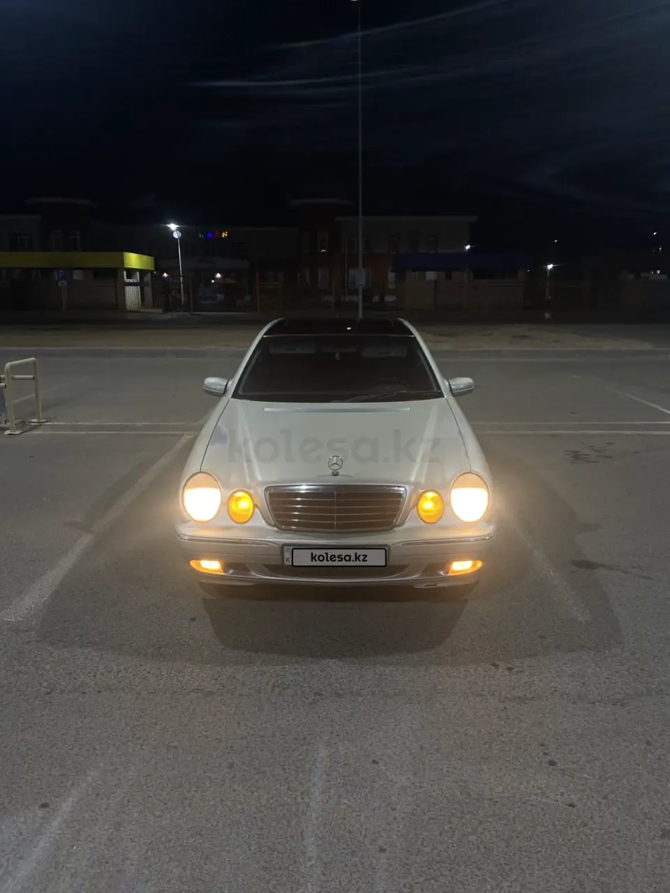 Mercedes-Benz E-Class, 2001