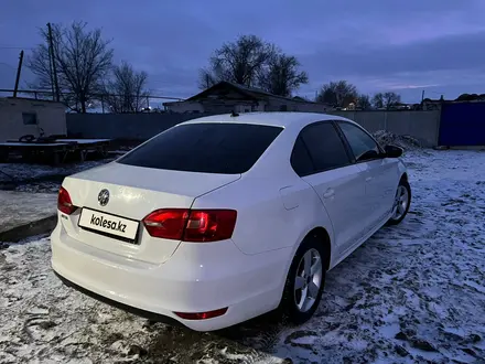 Volkswagen Jetta 2014 года за 6 300 000 тг. в Уральск – фото 5