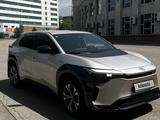 Toyota bZ4X 2023 года за 8 500 000 тг. в Алматы