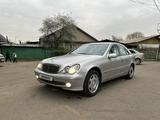 Mercedes-Benz C 240 2002 года за 3 000 000 тг. в Алматы