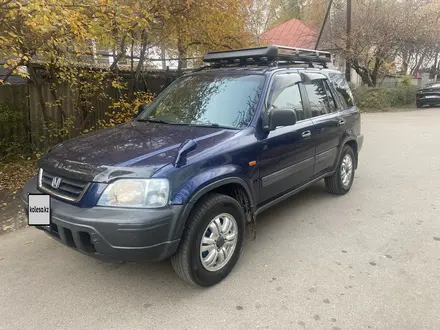 Honda CR-V 1997 года за 3 000 000 тг. в Алматы – фото 2