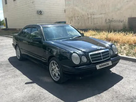 Mercedes-Benz E 230 1995 года за 1 600 000 тг. в Тараз