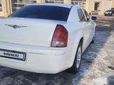 Chrysler 300C 2006 года за 4 200 000 тг. в Алматы – фото 4