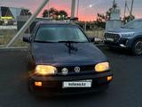 Volkswagen Golf 1993 годаүшін2 000 000 тг. в Алматы – фото 4