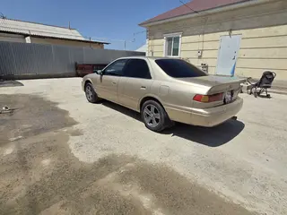 Toyota Camry, 2000