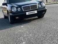 Mercedes-Benz E 240 1999 годаүшін4 300 000 тг. в Тараз