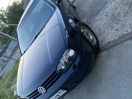 Volkswagen Golf 1998 года за 1 600 000 тг. в Шымкент