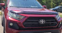 Toyota RAV4 2021 года за 15 400 000 тг. в Алматы