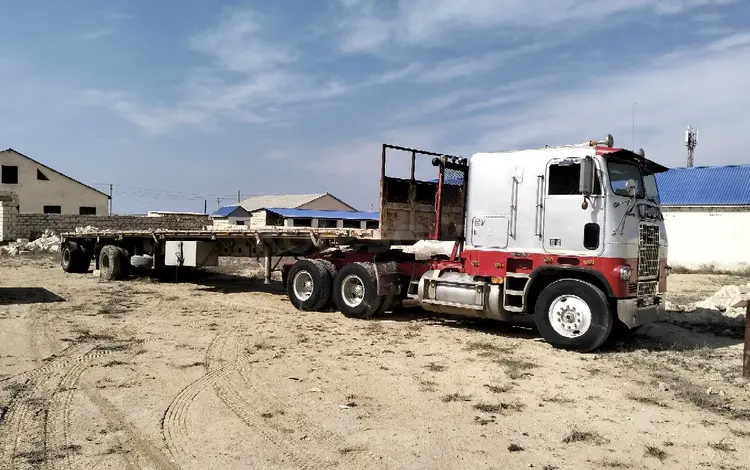 Freightliner  FLC 1981 года за 6 500 000 тг. в Актау