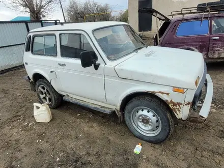 ВАЗ (Lada) Lada 2121 2002 года за 600 000 тг. в Теренозек – фото 4