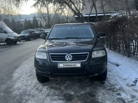 Volkswagen Touareg 2004 года за 5 000 000 тг. в Алматы – фото 6