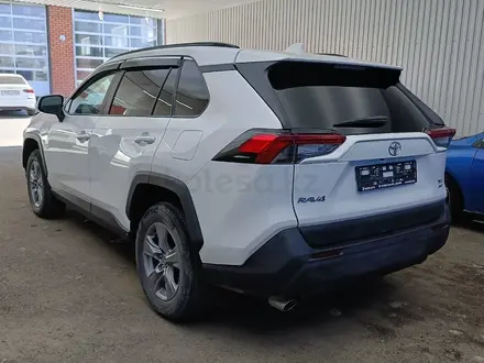 Toyota RAV4 2021 года за 11 004 950 тг. в Алматы – фото 4