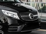 Передний бампер AMG за 450 000 тг. в Астана