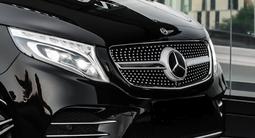 Передний бампер AMG за 450 000 тг. в Астана