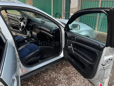 Volkswagen Passat 2001 года за 3 500 000 тг. в Караганда – фото 2