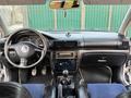 Volkswagen Passat 2001 года за 3 500 000 тг. в Караганда – фото 10