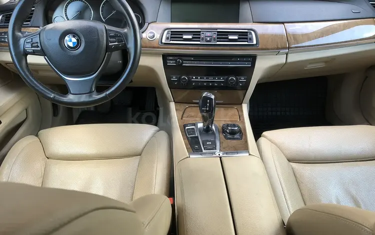 BMW 740 2009 года за 8 500 000 тг. в Актобе