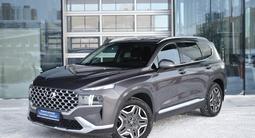 Hyundai Santa Fe 2021 года за 16 890 000 тг. в Астана