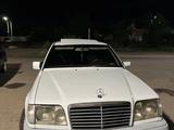 Mercedes-Benz E 280 1994 годаүшін1 600 000 тг. в Семей