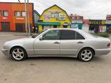 Mercedes-Benz E 320 2000 года за 2 750 000 тг. в Уральск – фото 5
