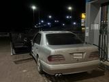 Mercedes-Benz E 320 2001 годаfor3 500 000 тг. в Актау – фото 4