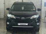 Toyota RAV4 2015 года за 10 500 000 тг. в Актобе