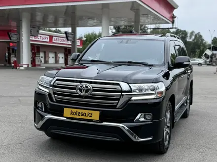 Toyota Land Cruiser 2017 года за 33 500 000 тг. в Алматы