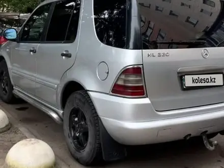 Mercedes-Benz ML 320 2000 года за 4 500 000 тг. в Петропавловск – фото 7