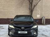 Toyota Camry 2018 года за 13 200 000 тг. в Кызылорда – фото 2
