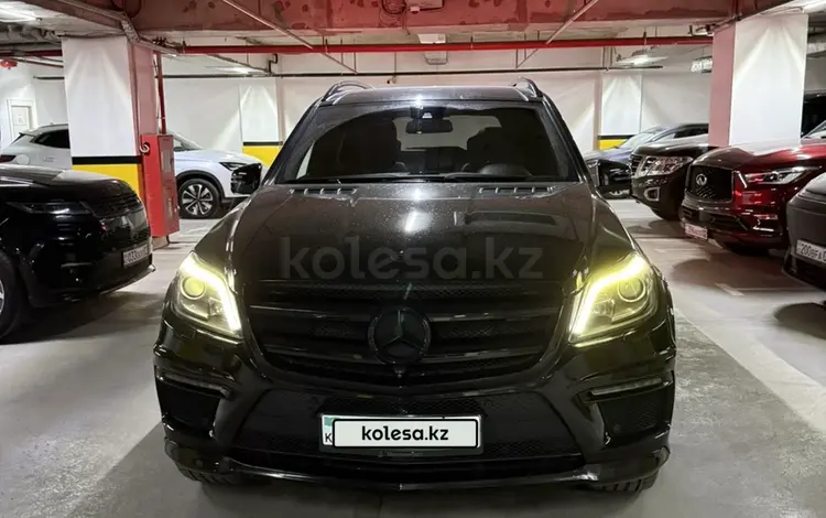 Mercedes-Benz GL 500 2013 года за 18 400 000 тг. в Алматы