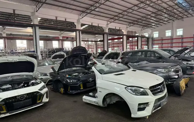Ноускат бампера кузовные за 85 000 тг. в Алматы