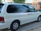 Kia Carnival 2001 годаfor3 000 000 тг. в Туркестан – фото 4