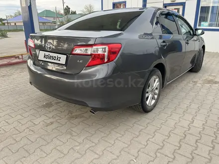 Toyota Camry 2012 года за 7 700 000 тг. в Актобе – фото 3